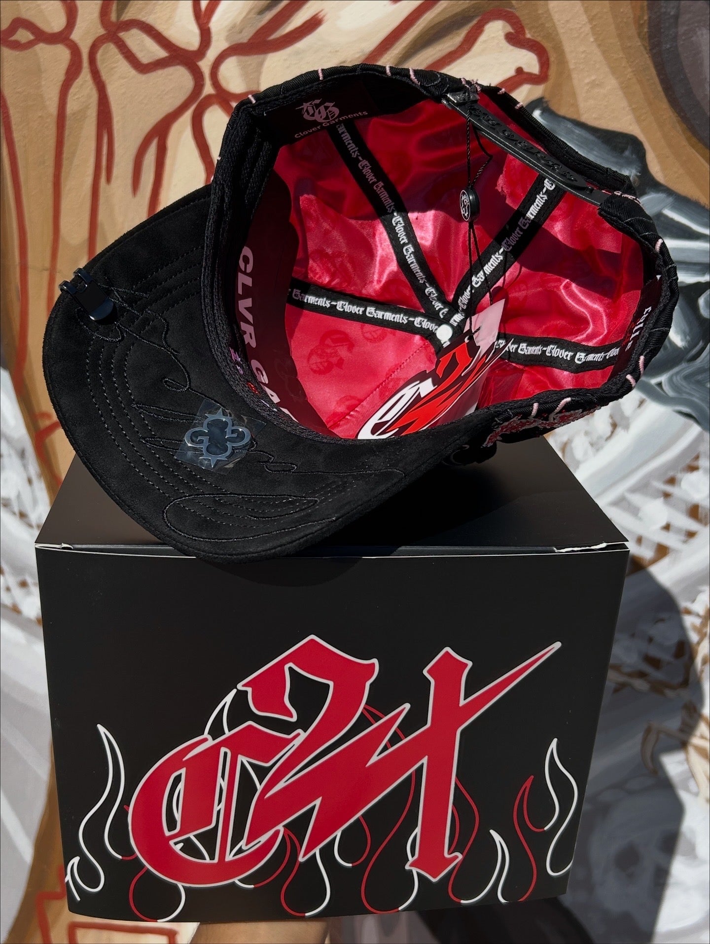 FLAME CLOVER X CALLE 24