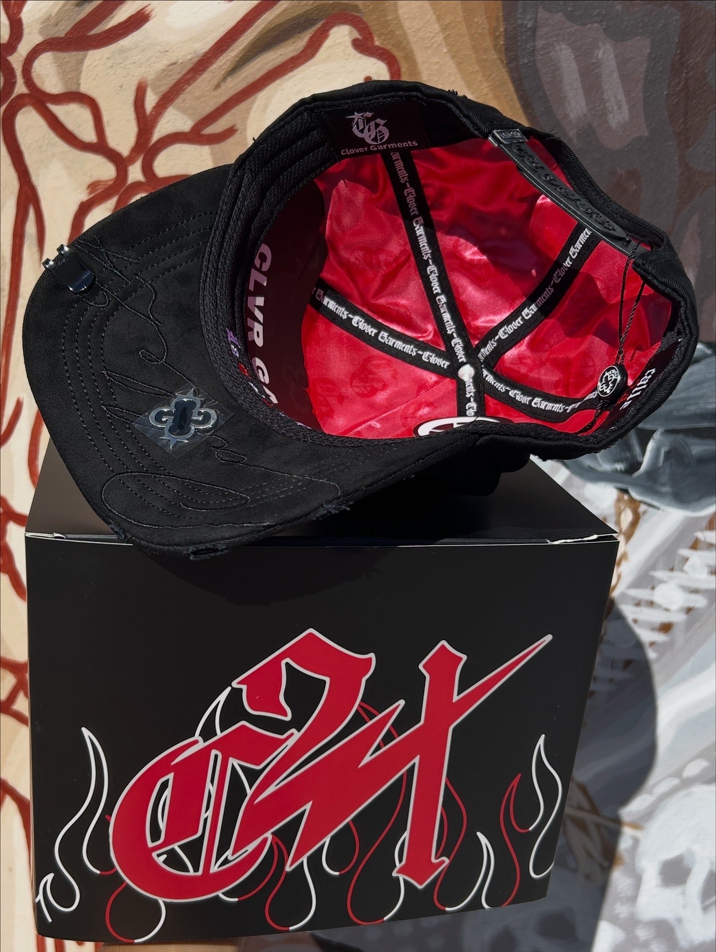 CHROME - CLOVER X CALLE 24