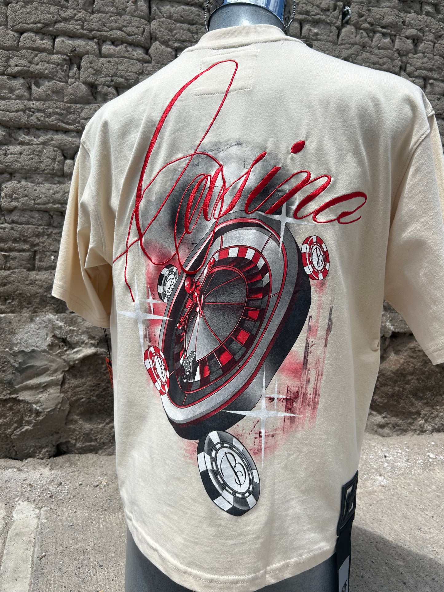 Playera Talla L “Casino” Corte Oversize